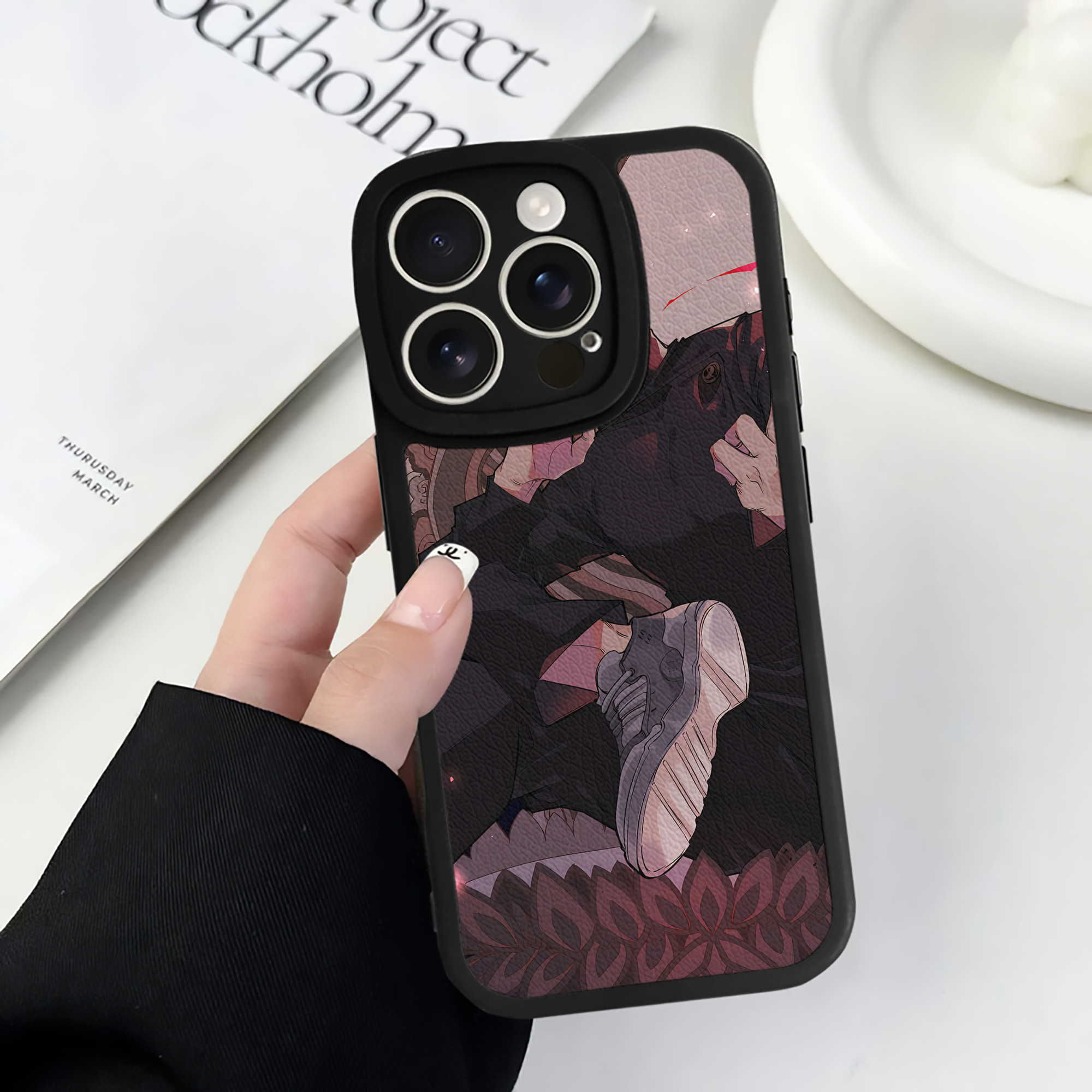 （画像用） 呪術廻戦 Jujutsu Kaisen 【iPhone 16シリーズ対応】シリコンスマホケース（レザー調） 材質：シリコン